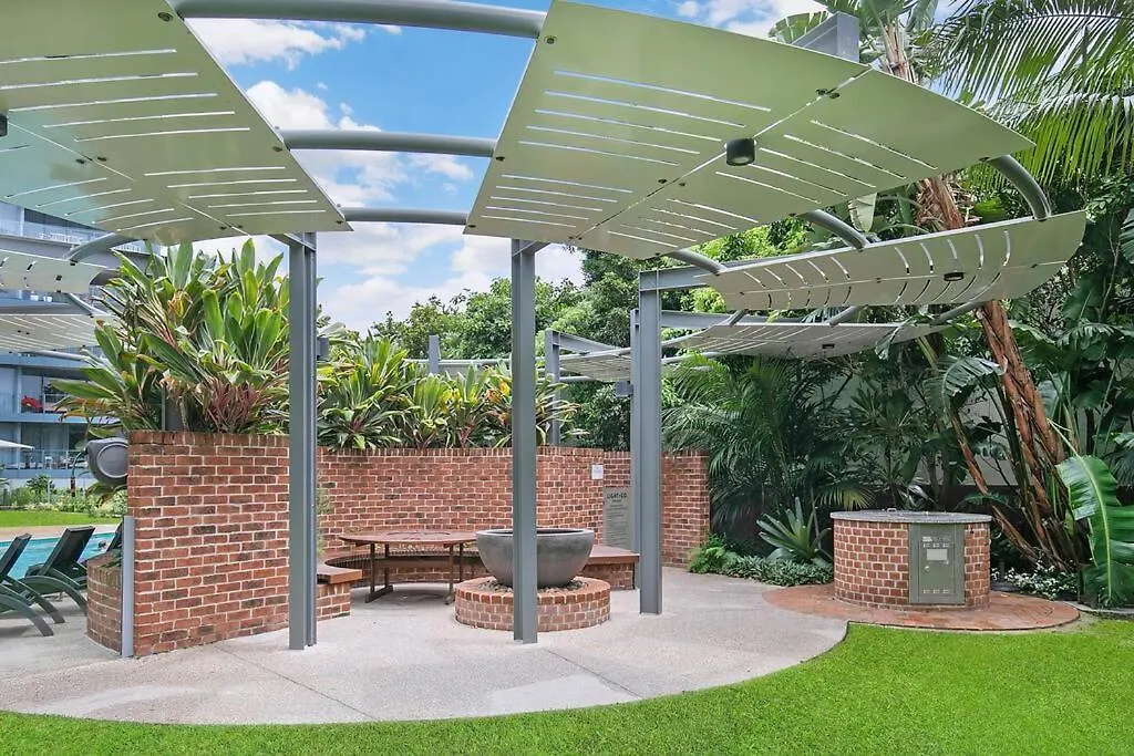 Montague Metropolitan - Brisbane Cityscape Oasis 0*,